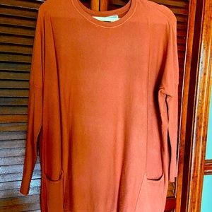 Tea n Rose Ultra Soft Pocket Sweater Size M/L Rose Brick color